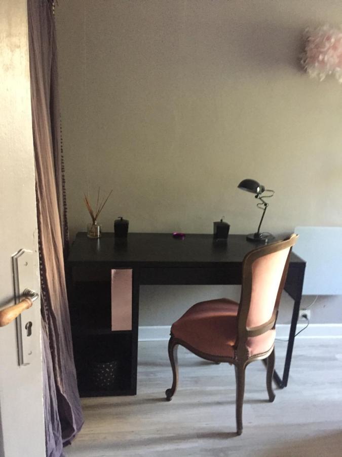 Charmante Chambre Privee 5/10 Mn Du Centreville/Port-Jardin/Parking Nice Exterior photo